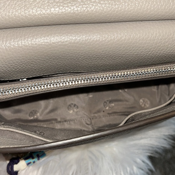 Tory Burch Britten Flap Shoulder Bag - Picture 6 of 9